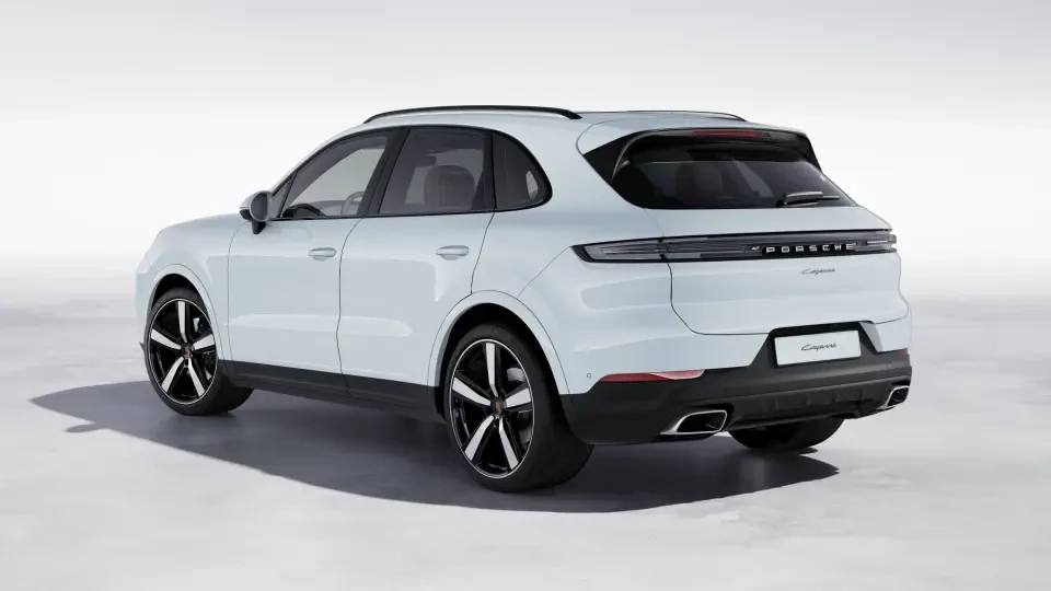 2026 Porsche Cayenne - Image 23 of 30