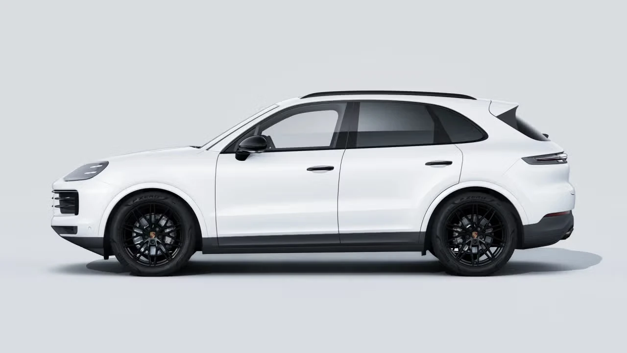 2026 Porsche 9Y0/9Y3 Cayenne - Image 12 of 30