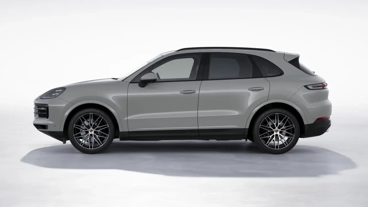 2026 Porsche 9Y0/9Y3 Cayenne - Image 16 of 30
