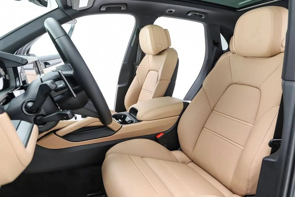 2026 Porsche 9Y0/9Y3 Cayenne - Image 5 of 5