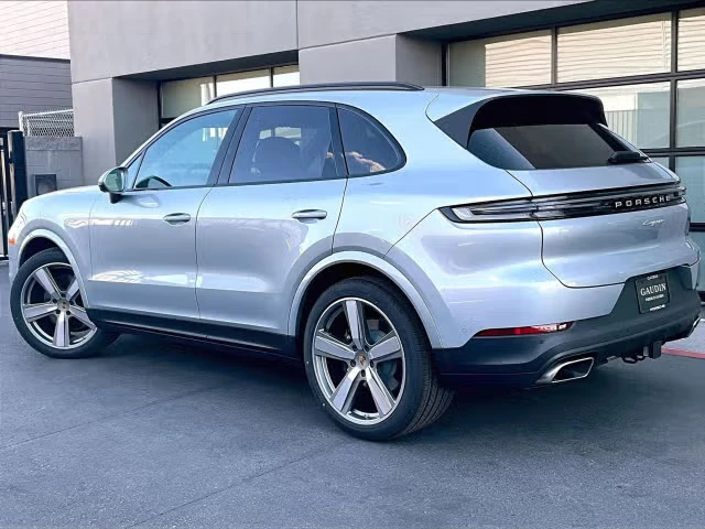 2026 Porsche 9Y0/9Y3 Cayenne - Image 18 of 31