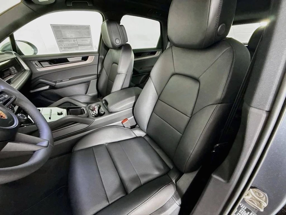 2026 Porsche 9Y0/9Y3 Cayenne - Image 5 of 5