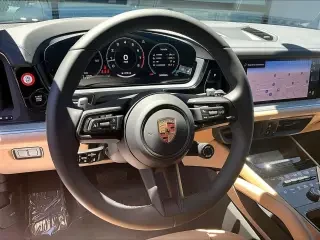 2026 Porsche 9Y0/9Y3 Cayenne - Image 29 of 31