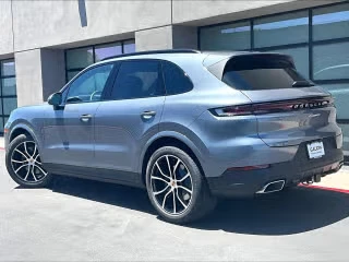 2026 Porsche 9Y0/9Y3 Cayenne - Image 17 of 31