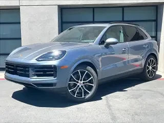 2026 Porsche 9Y0/9Y3 Cayenne - Image 5 of 31