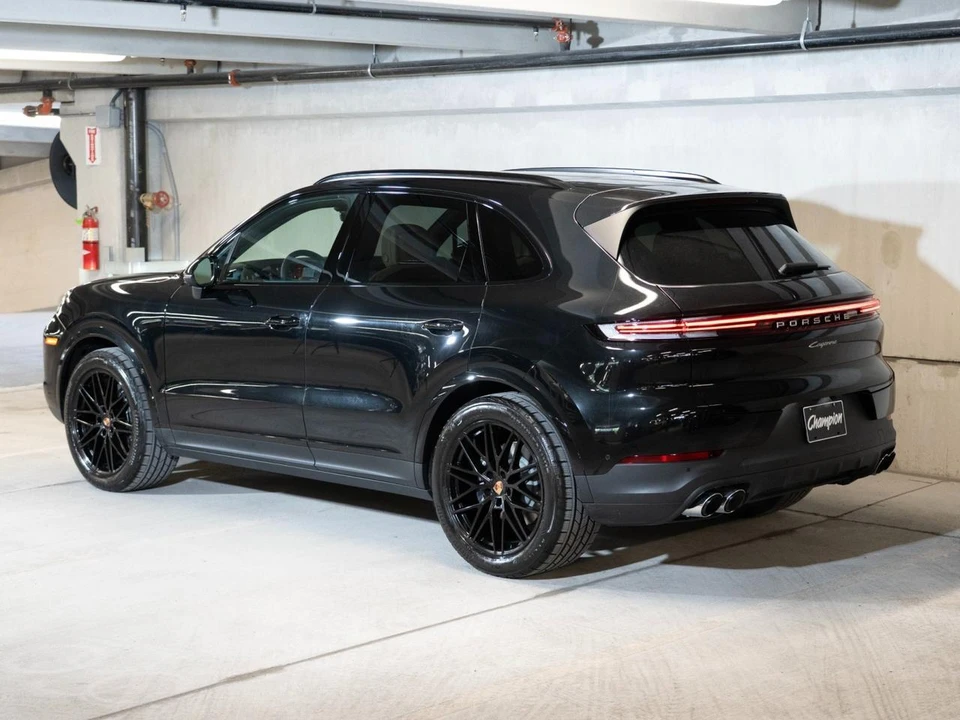 2026 Porsche 9Y0/9Y3 Cayenne - Image 3 of 27