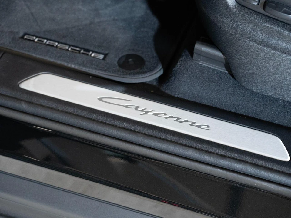 2026 Porsche 9Y0/9Y3 Cayenne - Image 11 of 27