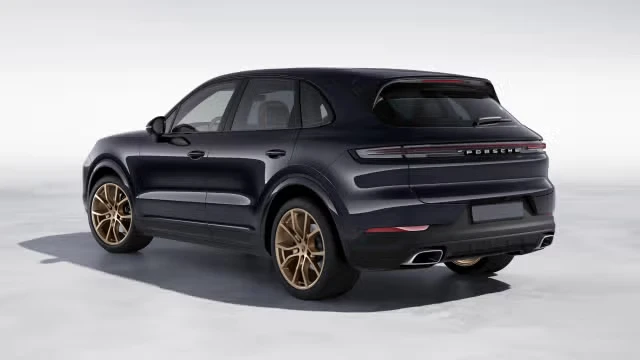 2026 Porsche Cayenne - Image 18 of 31