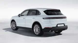 2026 Porsche Cayenne - Image 21 of 30