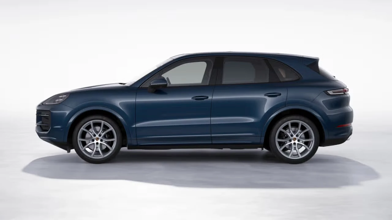 2026 Porsche Cayenne - Image 12 of 30