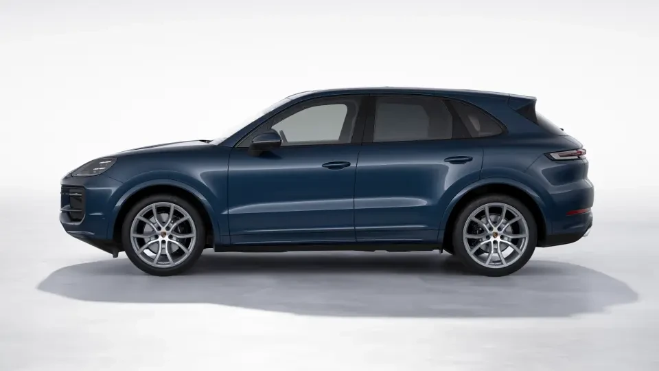 2026 Porsche Cayenne - Image 15 of 30