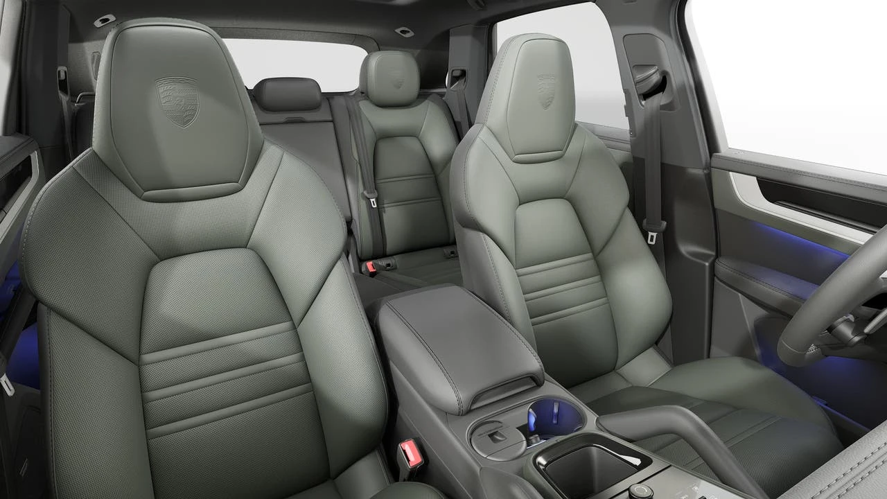 2026 Porsche 9Y0/9Y3 Cayenne - Image 12 of 14