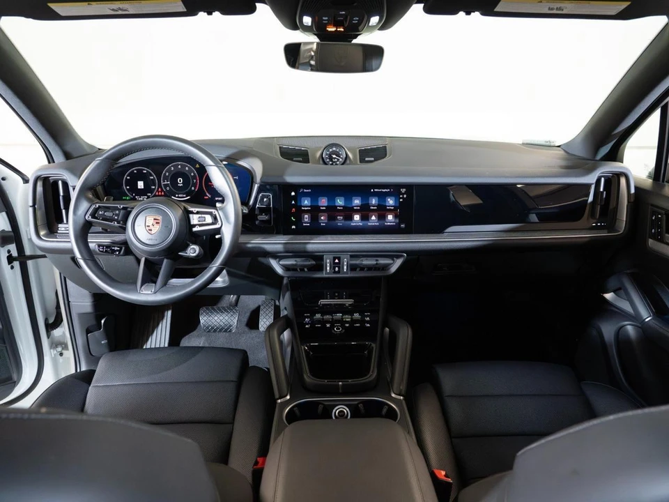 2026 Porsche 9Y0/9Y3 Cayenne - Image 22 of 31