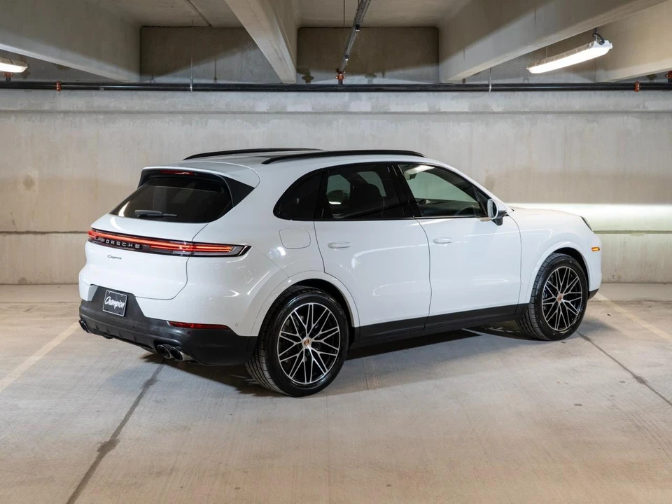 2026 Porsche 9Y0/9Y3 Cayenne - Image 7 of 31