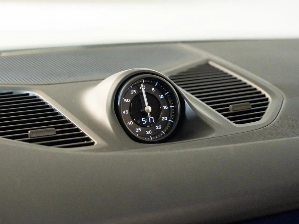 2026 Porsche 9Y0/9Y3 Cayenne - Image 24 of 31