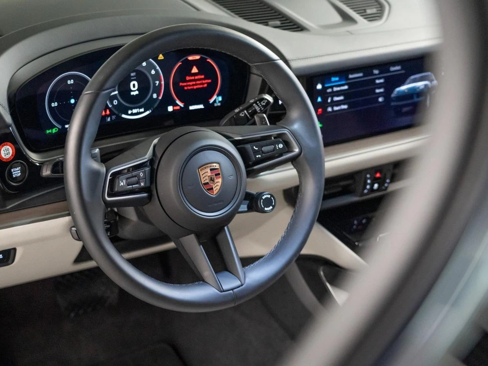 2026 Porsche 9Y0/9Y3 Cayenne - Image 16 of 30