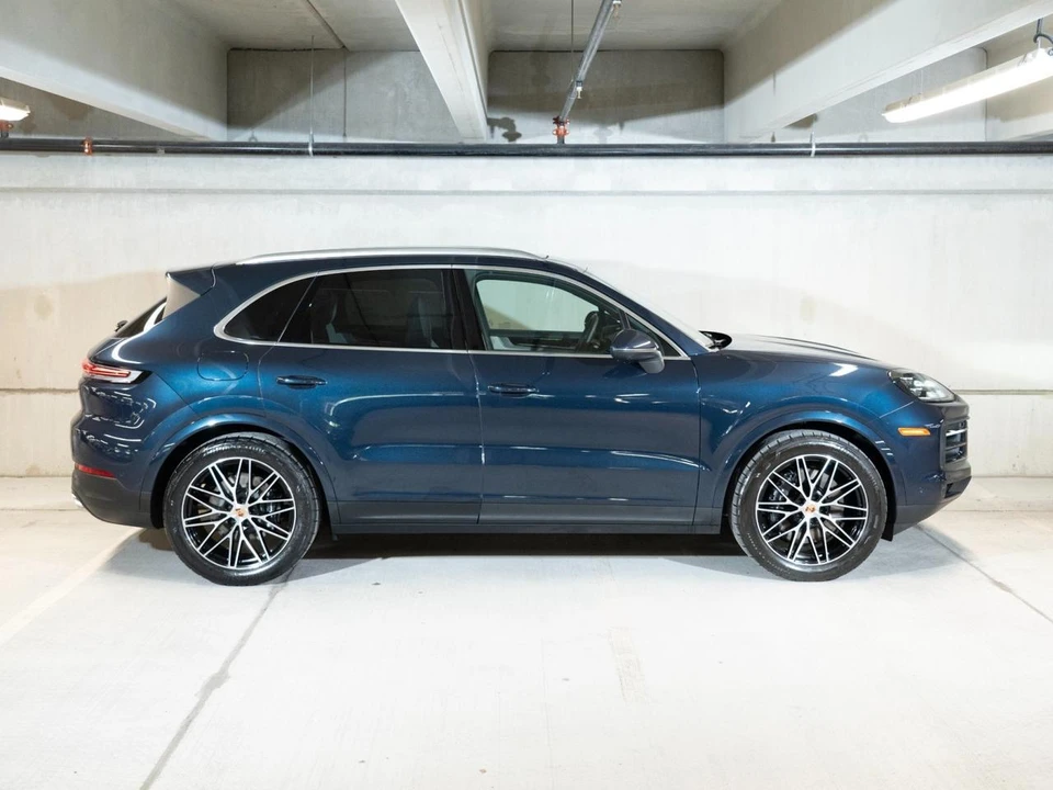 2026 Porsche 9Y0/9Y3 Cayenne - Image 9 of 30