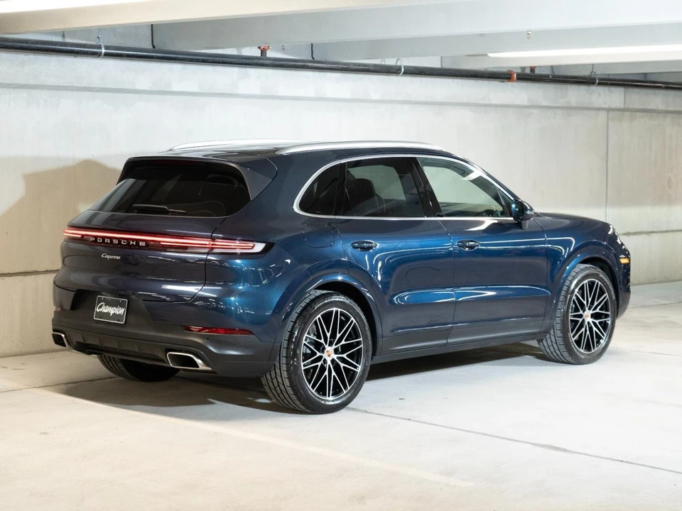 2026 Porsche 9Y0/9Y3 Cayenne - Image 10 of 30