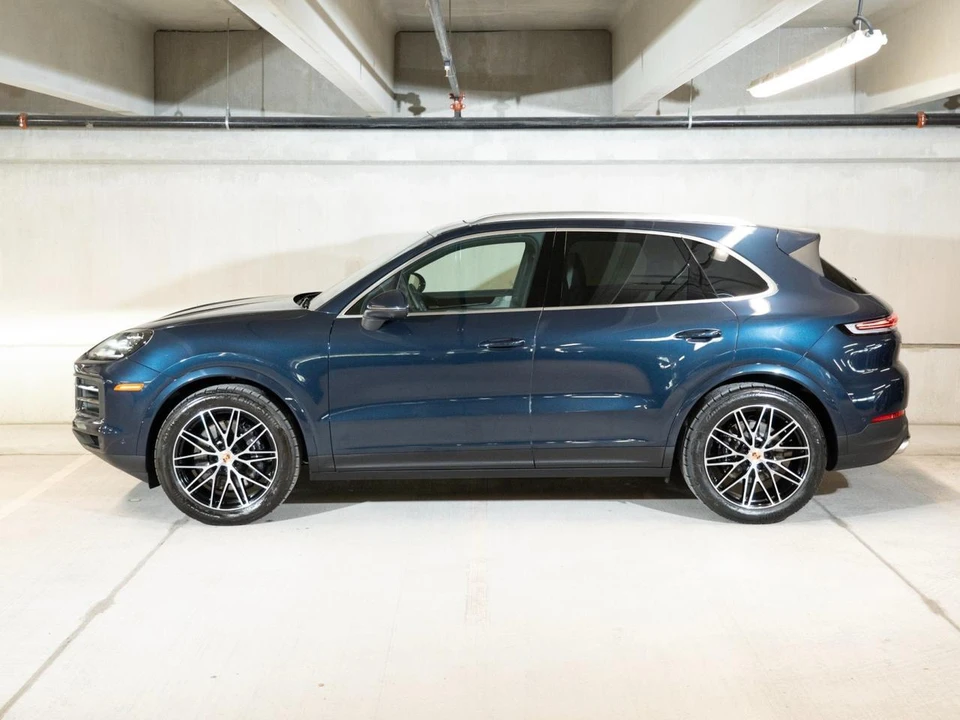 2026 Porsche 9Y0/9Y3 Cayenne - Image 3 of 30
