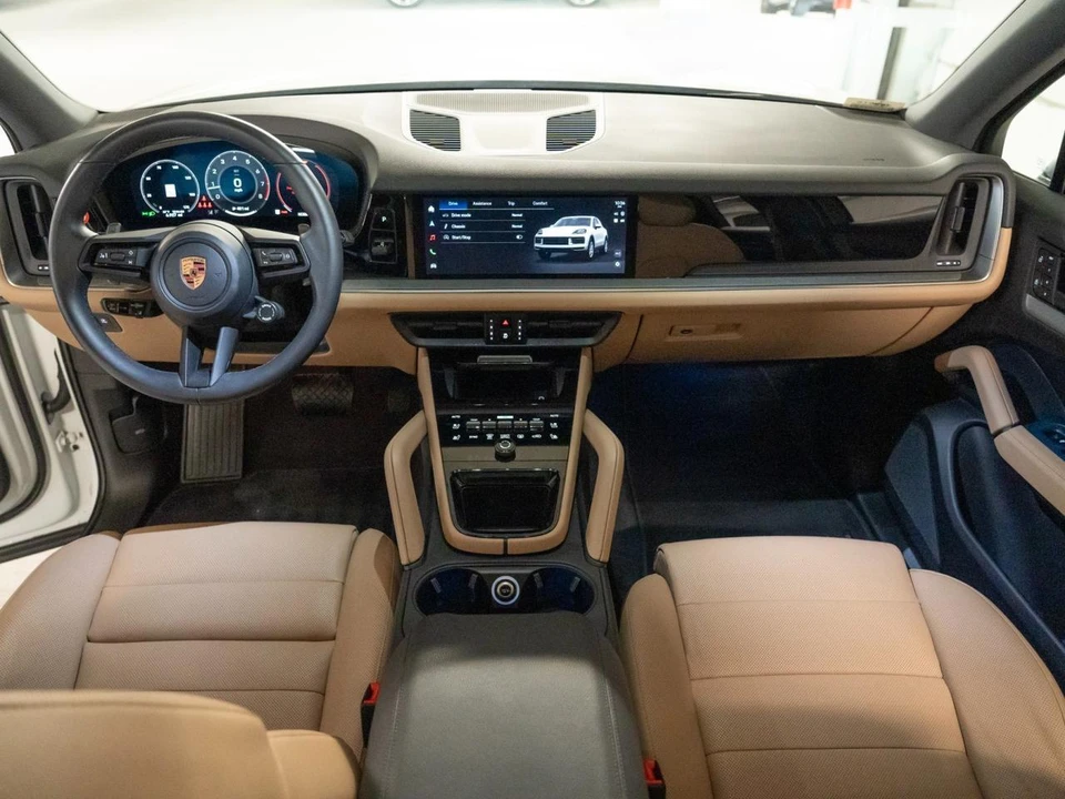 2026 Porsche 9Y0/9Y3 Cayenne - Image 26 of 29