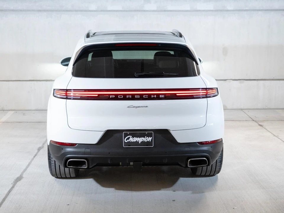 2026 Porsche 9Y0/9Y3 Cayenne - Image 11 of 29