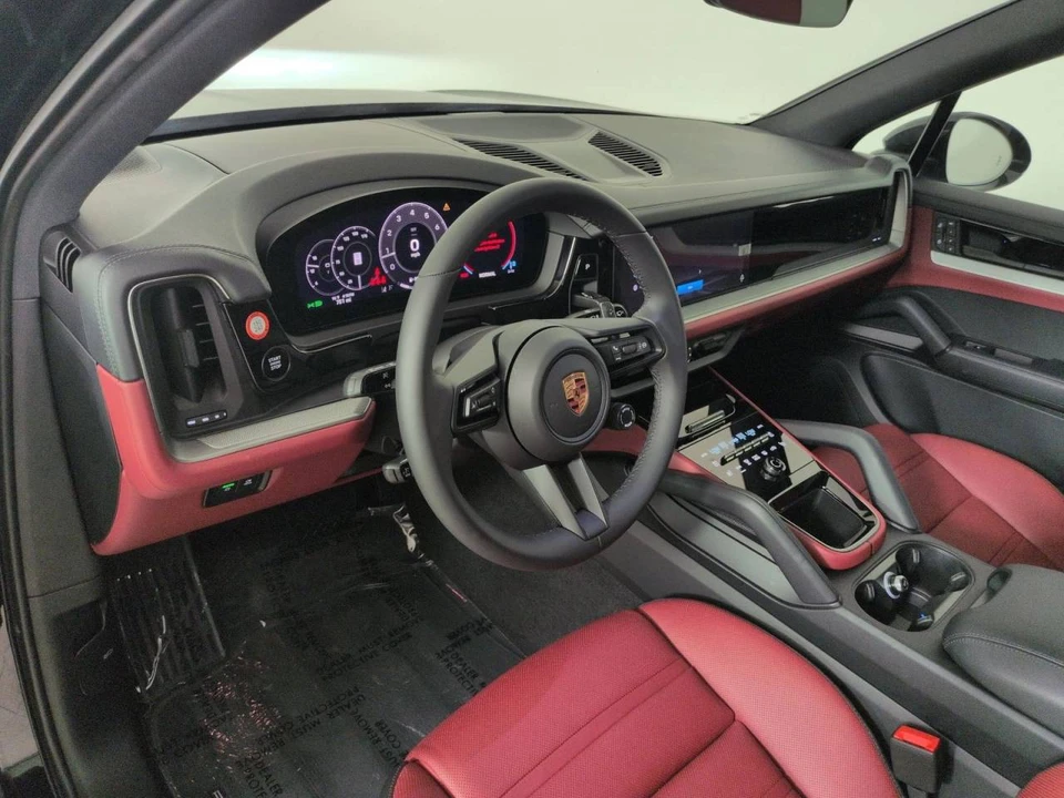 2026 Porsche 9Y0/9Y3 Cayenne - Image 4 of 4