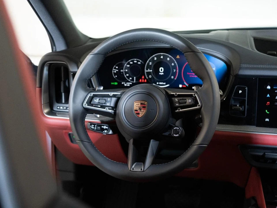 2026 Porsche 9Y0/9Y3 Cayenne - Image 27 of 28
