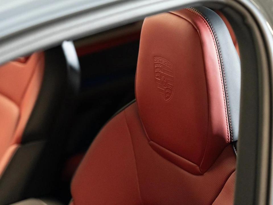 2026 Porsche 9Y0/9Y3 Cayenne - Image 25 of 28