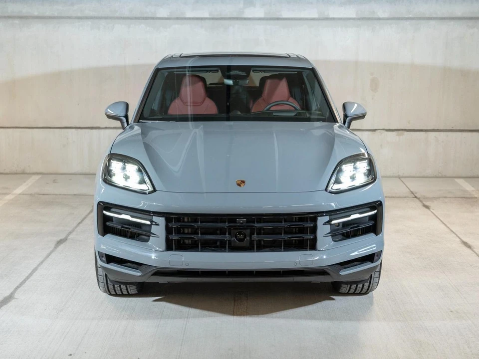 2026 Porsche 9Y0/9Y3 Cayenne - Image 6 of 28