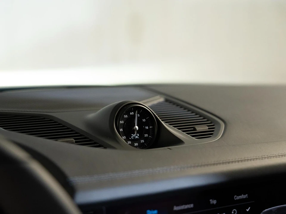 2026 Porsche 9Y0/9Y3 Cayenne - Image 20 of 28