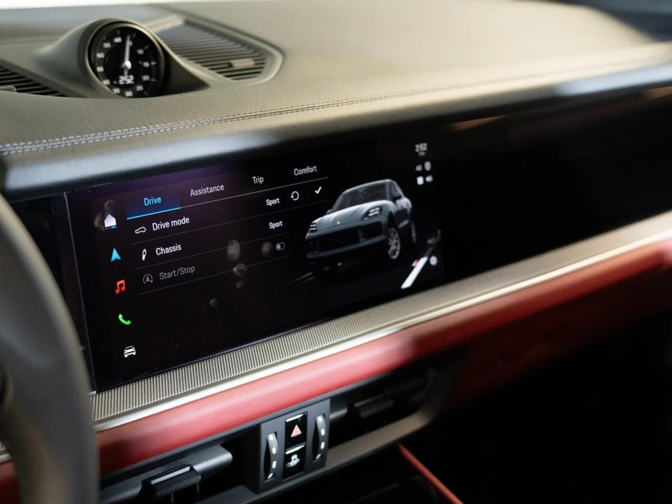 2026 Porsche 9Y0/9Y3 Cayenne - Image 21 of 28