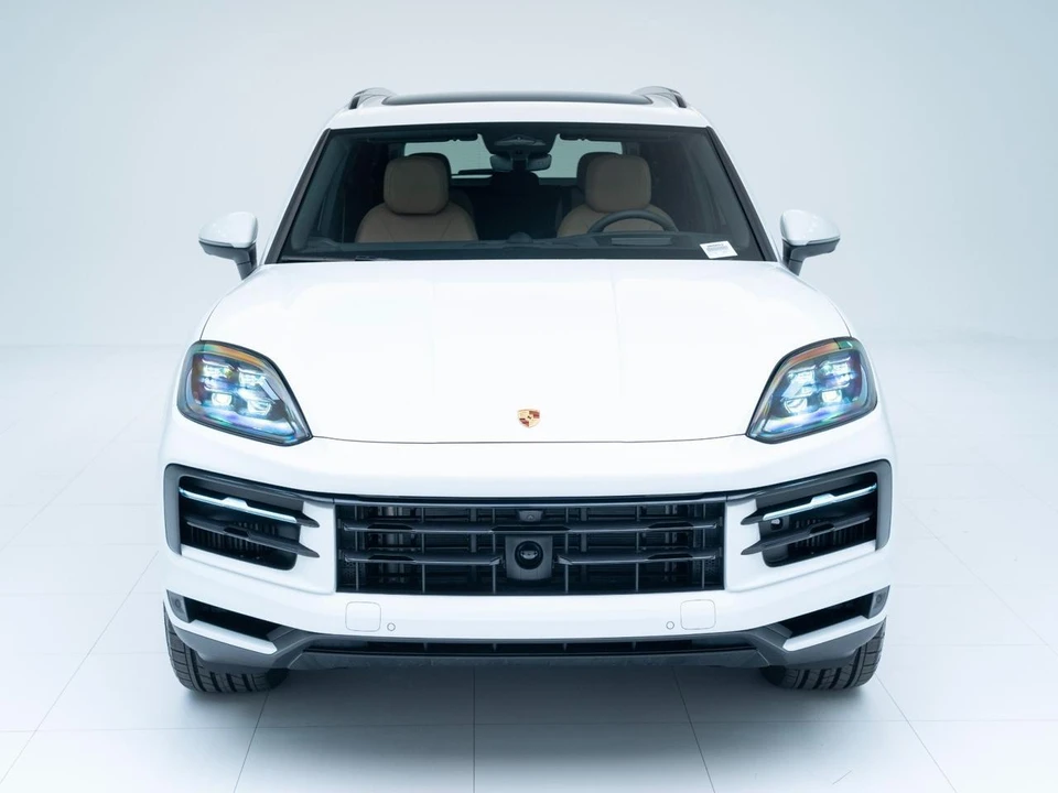 2026 Porsche Cayenne - Image 6 of 30