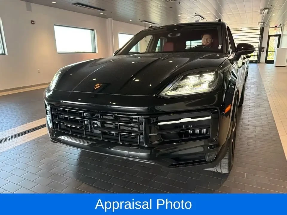 2026 Porsche 9Y0/9Y3 Cayenne - Image 15 of 31