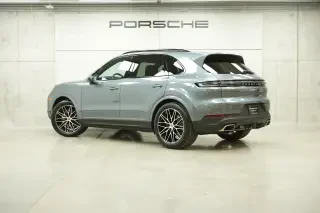 2026 Porsche 9Y0/9Y3 Cayenne - Image 21 of 31