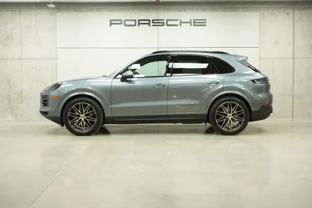 2026 Porsche 9Y0/9Y3 Cayenne - Image 14 of 31