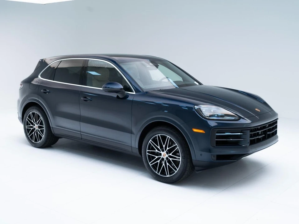 2026 Porsche Cayenne - Image 7 of 31