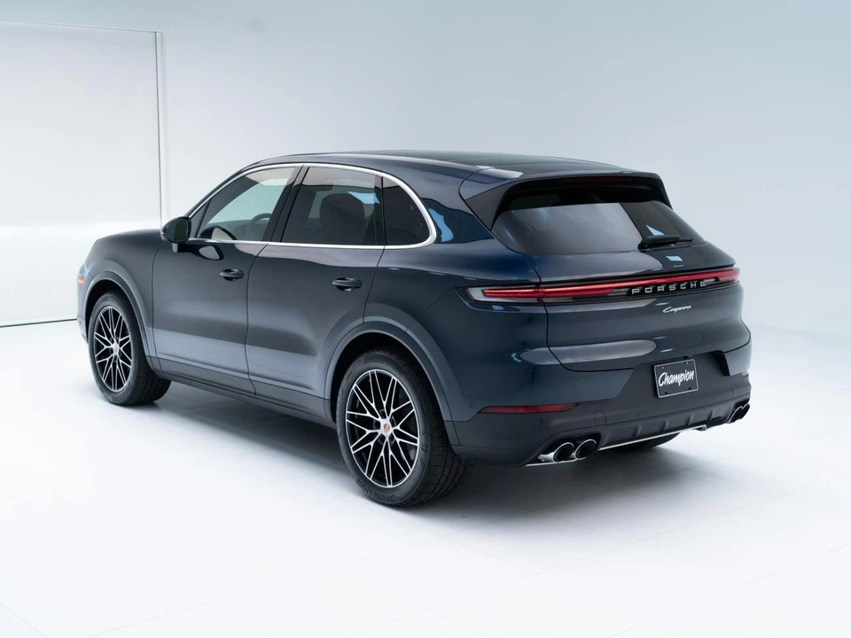2026 Porsche Cayenne - Image 3 of 31