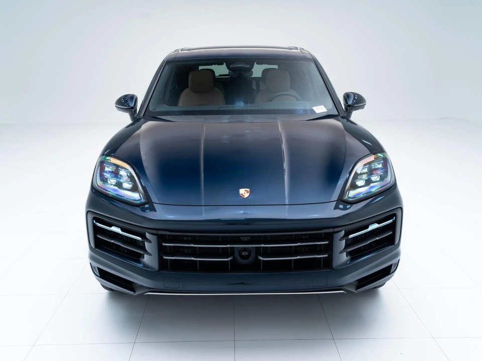 2026 Porsche Cayenne - Image 6 of 31