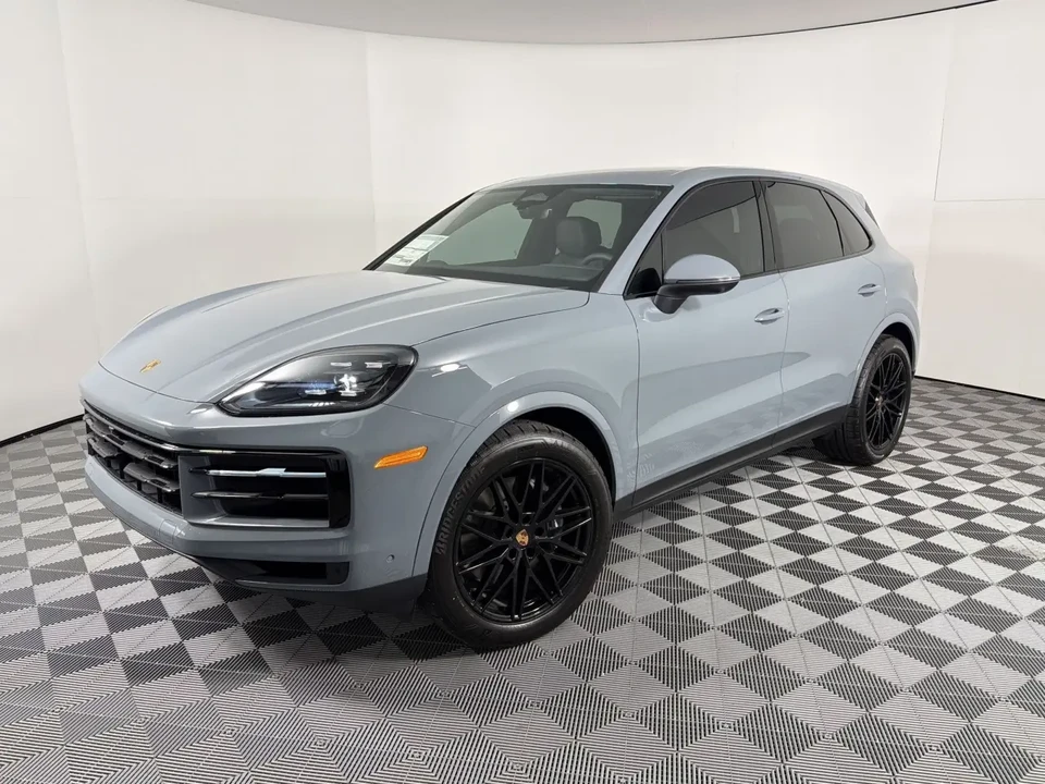 2026 Porsche 9Y0/9Y3 Cayenne - Image 8 of 31