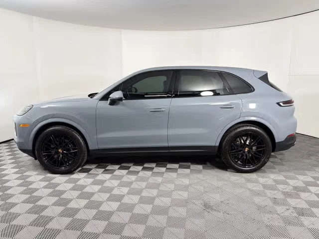 2026 Porsche 9Y0/9Y3 Cayenne - Image 10 of 31