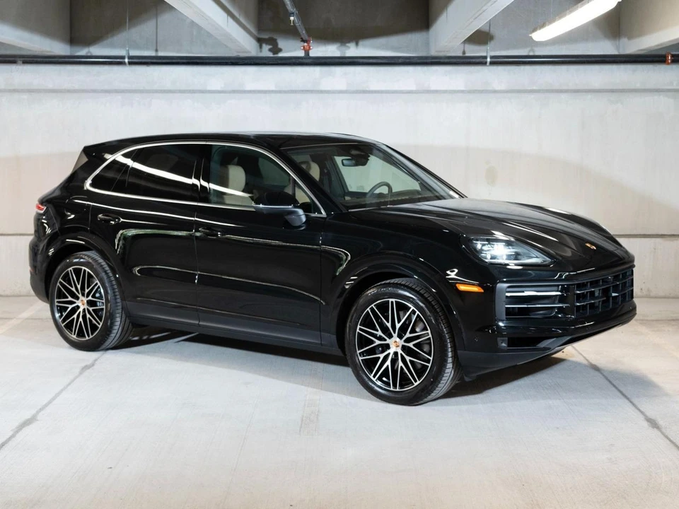 2026 Porsche 9Y0/9Y3 Cayenne - Image 7 of 30