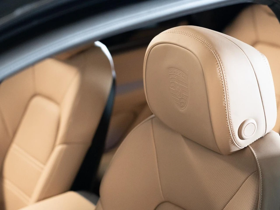 2026 Porsche 9Y0/9Y3 Cayenne - Image 25 of 30