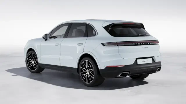 2026 Porsche 9Y0/9Y3 Cayenne - Image 22 of 31