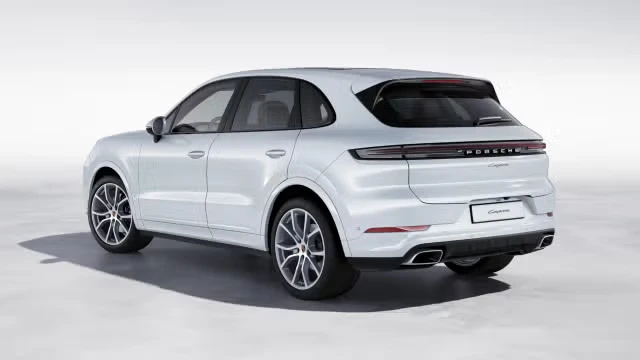 2026 Porsche Cayenne - Image 18 of 30
