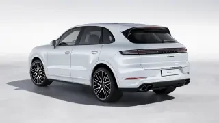 2026 Porsche 9Y0/9Y3 Cayenne - Image 21 of 30