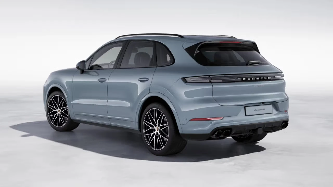 2026 Porsche Cayenne - Image 20 of 30