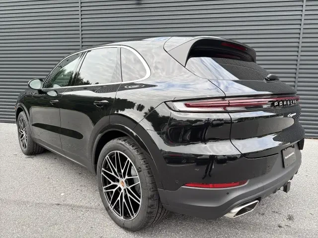 2026 Porsche 9Y0/9Y3 Cayenne - Image 22 of 31