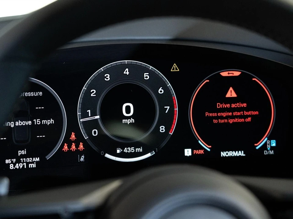 2026 Porsche 9Y0/9Y3 Cayenne - Image 20 of 29