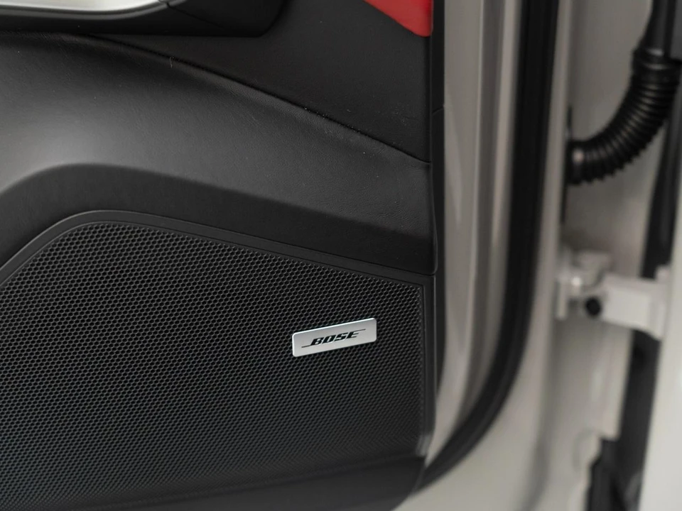 2026 Porsche 9Y0/9Y3 Cayenne - Image 22 of 31
