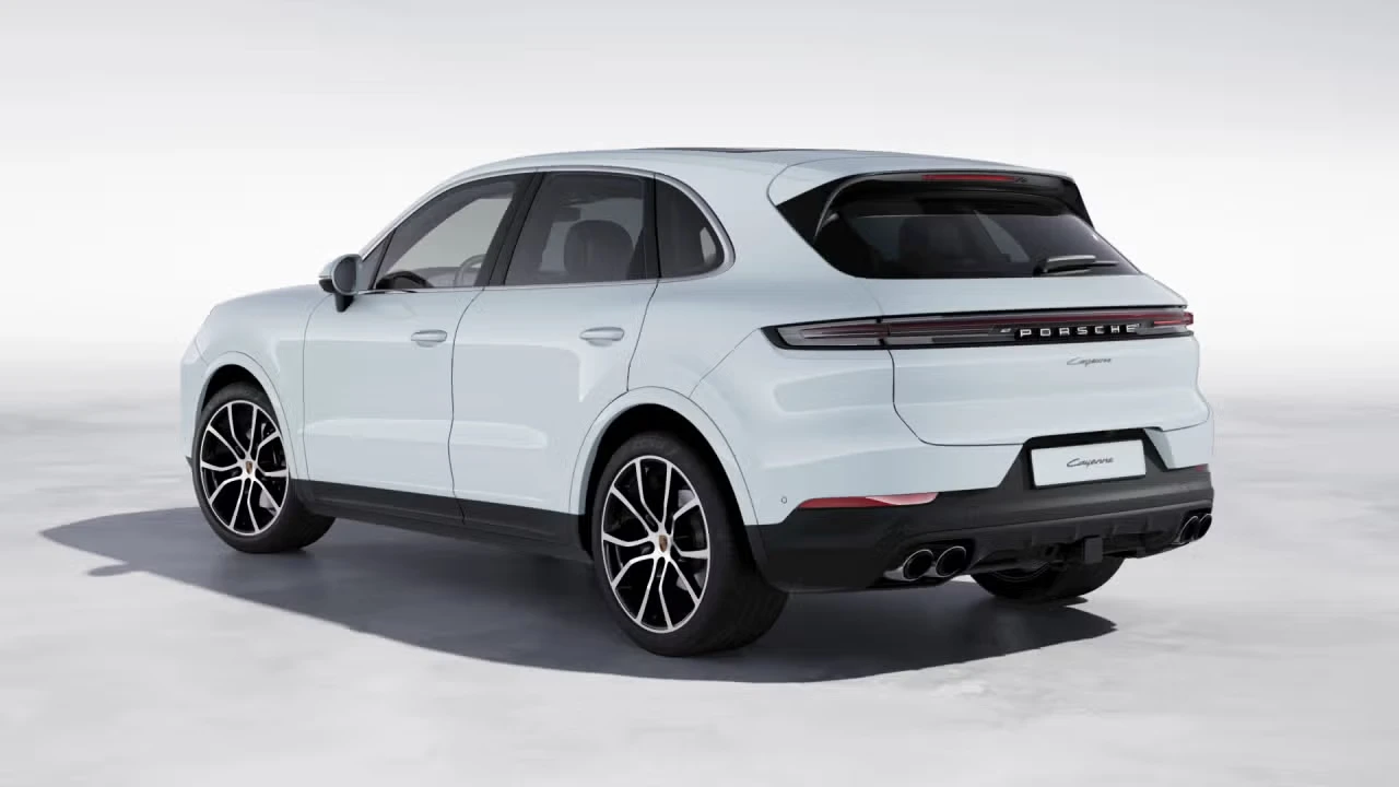 2026 Porsche Cayenne - Image 20 of 30